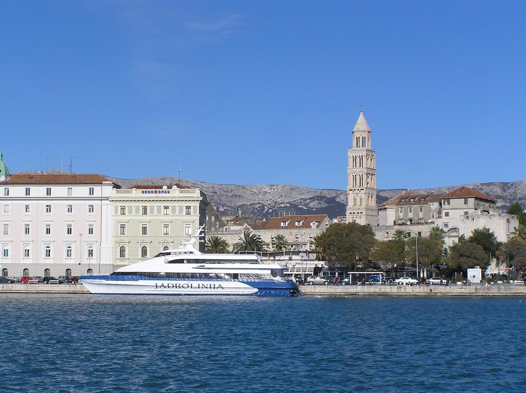 Apartment Center Split Quarto foto