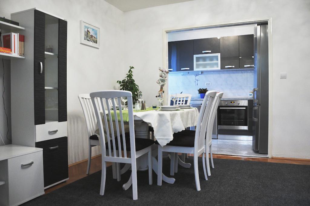Apartment Center Split Quarto foto
